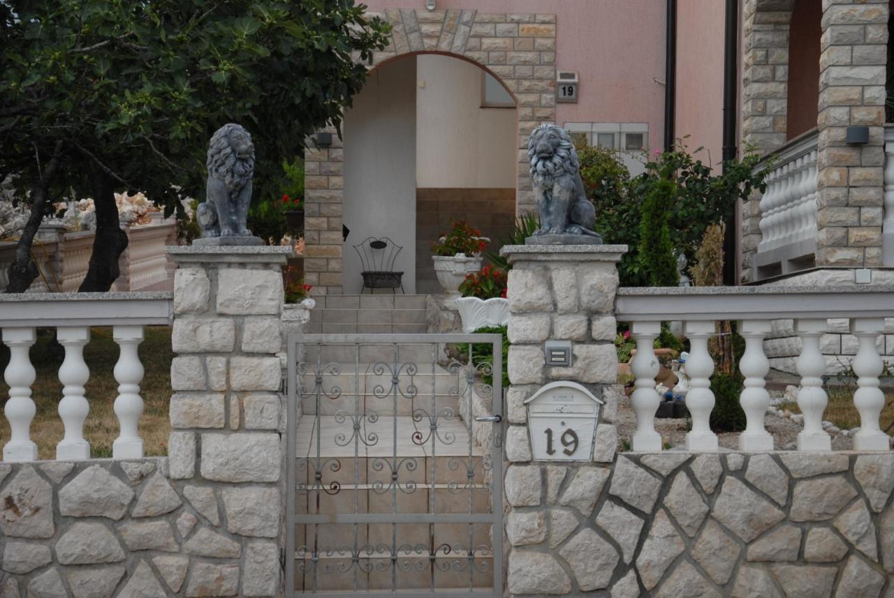 Apartman Joki Novi Vinodolski Exterior photo